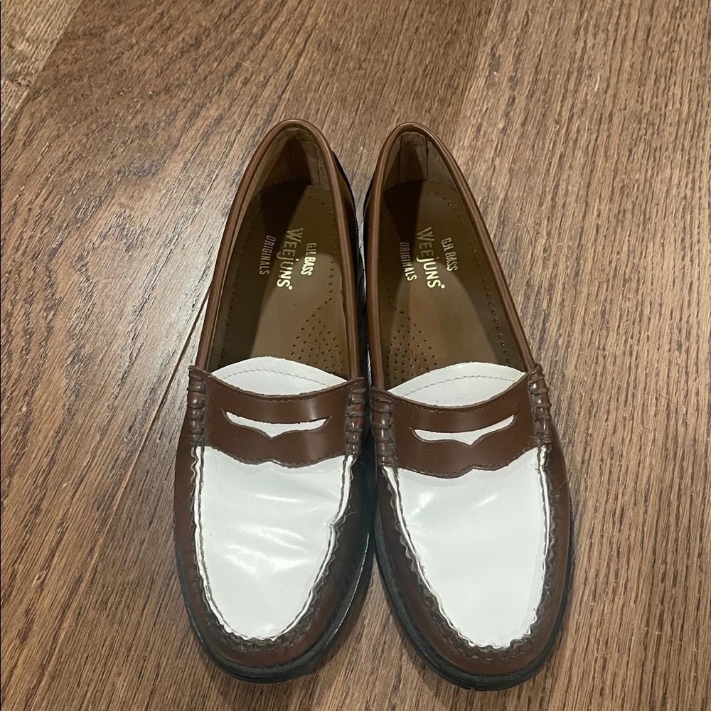 GH Bass Women’s Whitney Loafers - Picture 2 of 4